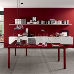 Martex Anyware desk with Rosso Scuro glass lacquered, Amarena frame. - №38